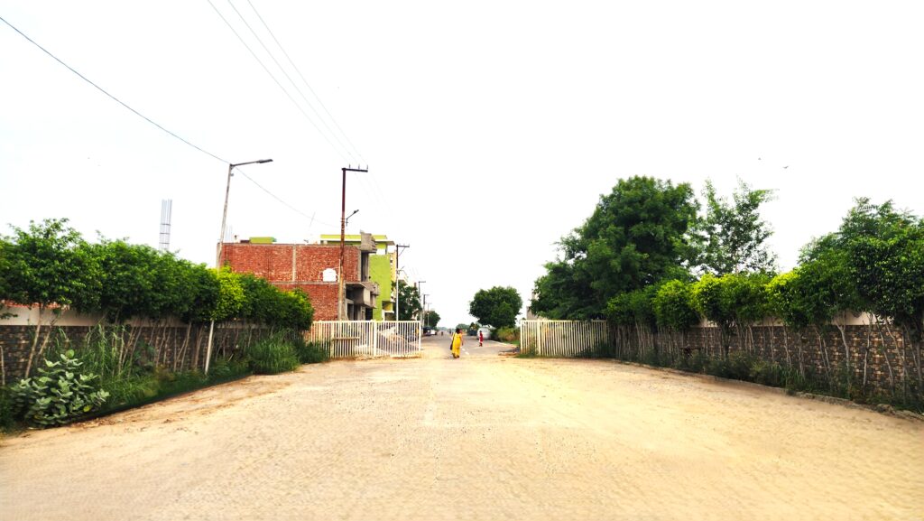 entry-gate-krishna-vihar-aligarh