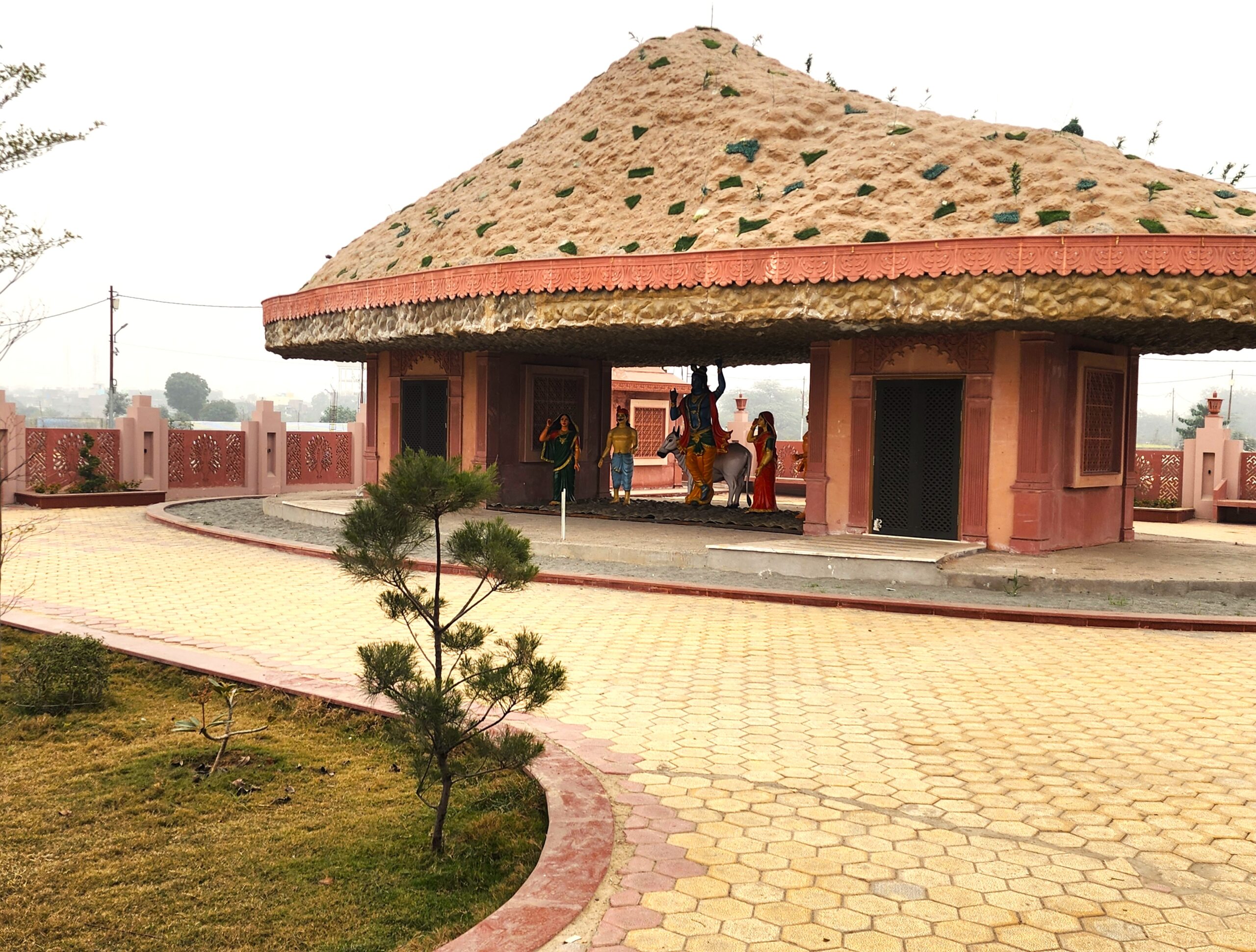 lord-krishna-statue-at-temple-aligarh