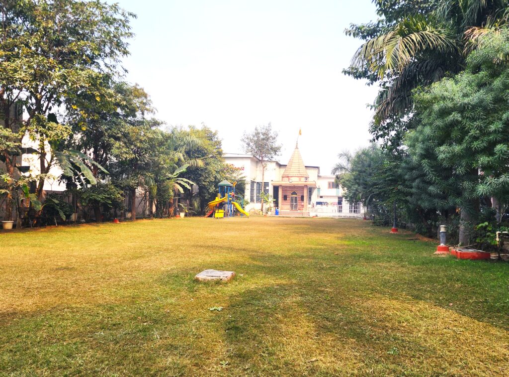 temple-happy-home-apartment-aligarh