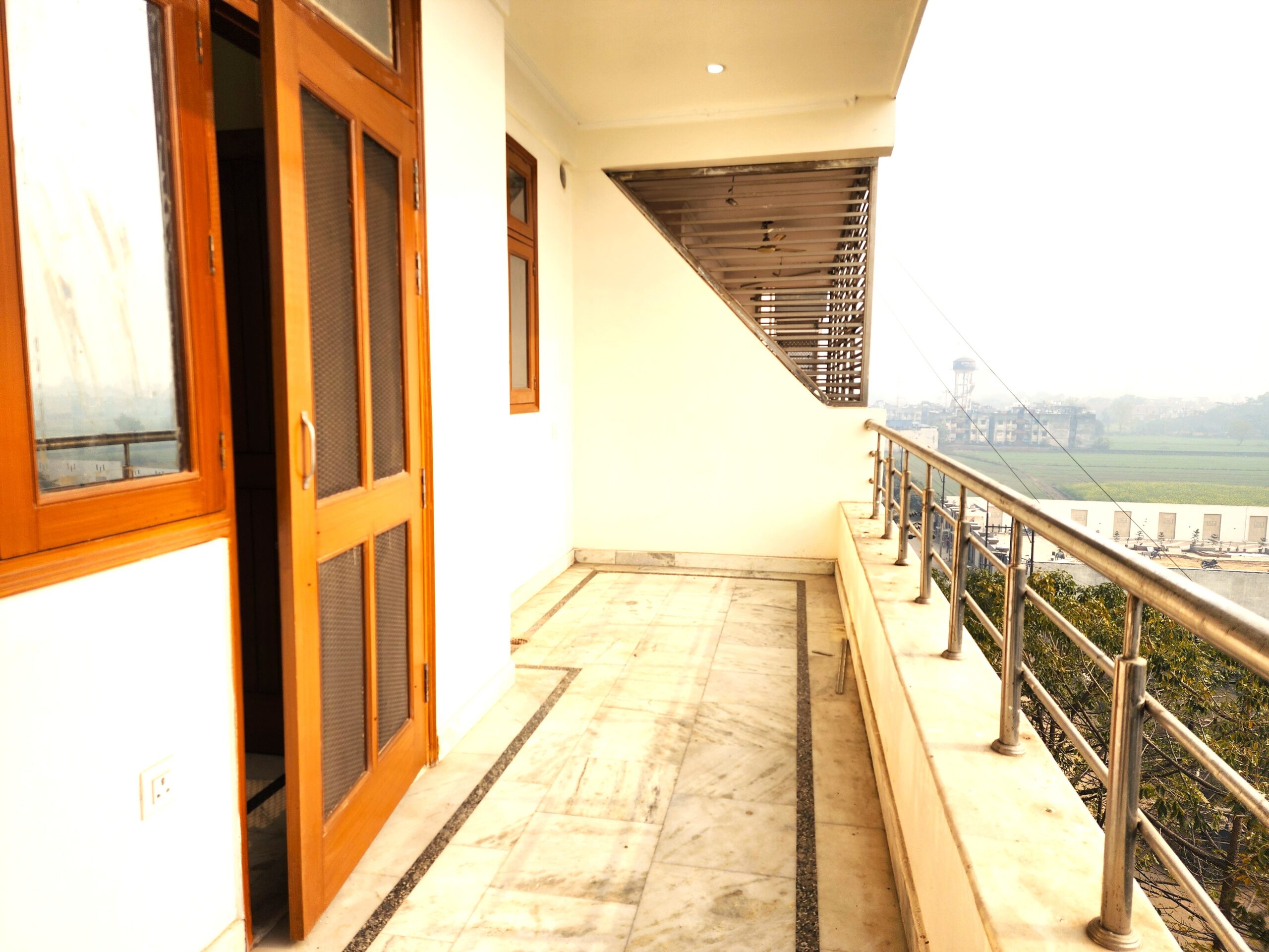 balcony-aligarh