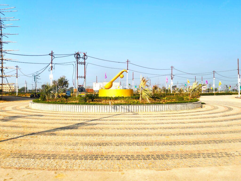 cross-road-education-city-aligarh